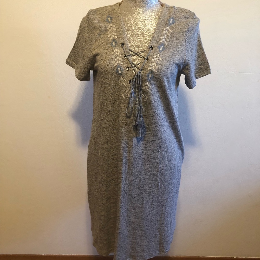 IJOAH open in front with lace short sleeves sizeL dress